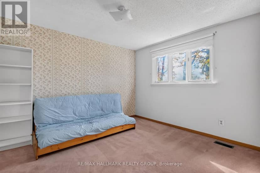 8 Burnview Crescent — photo 14 of 23