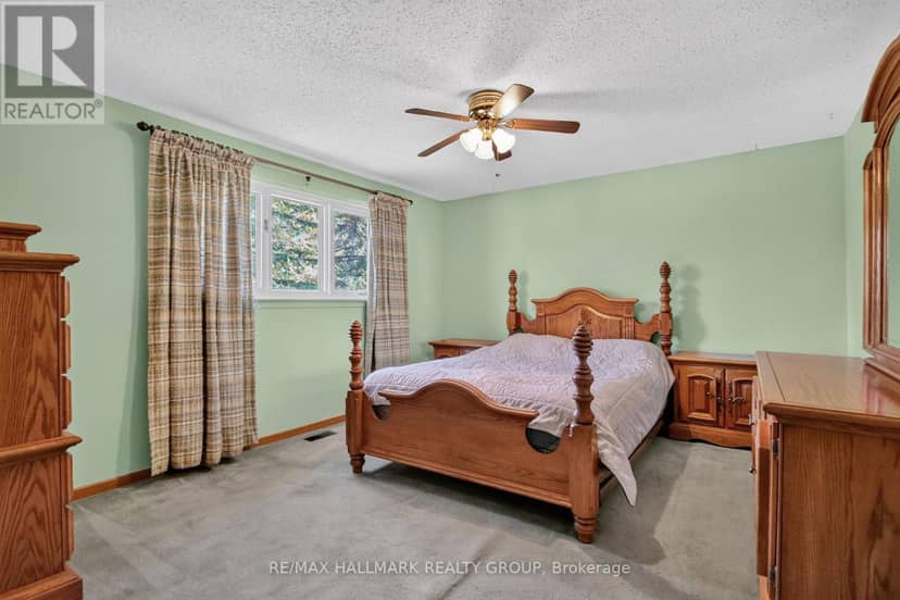 8 Burnview Crescent — photo 16 of 23