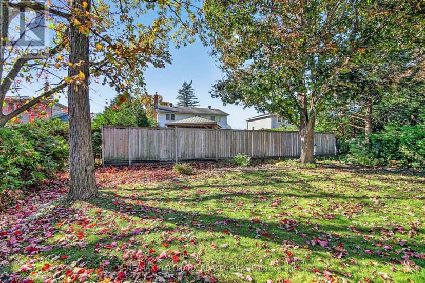 8 Burnview Crescent — photo 20 of 23