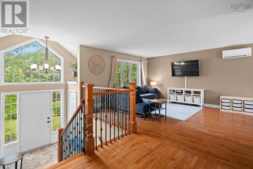 319 Buckingham Drive — photo 19 of 36