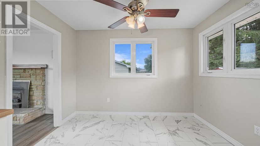 157 Alder Crescent — photo 13 of 40