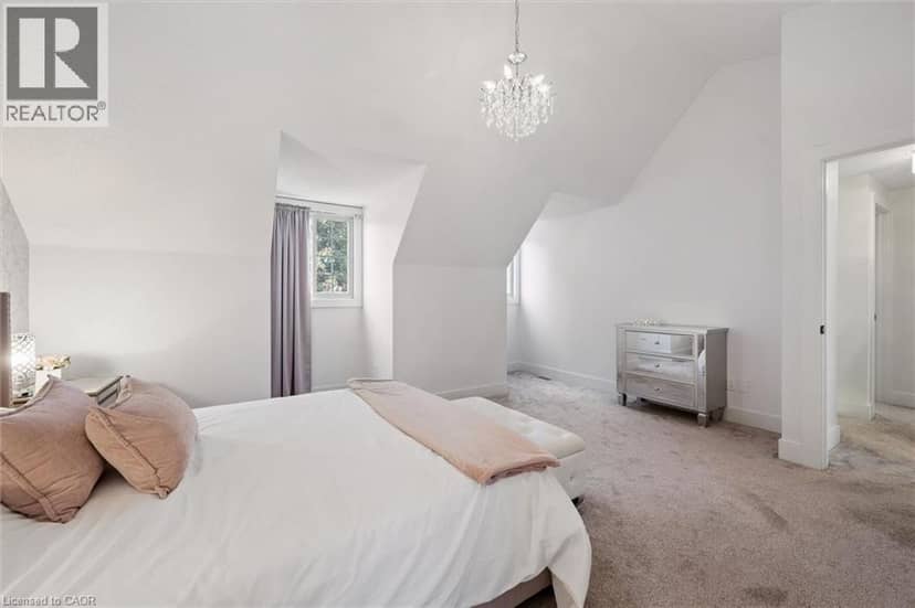52 STIRLING MACGREGOR Drive — photo 18 of 39