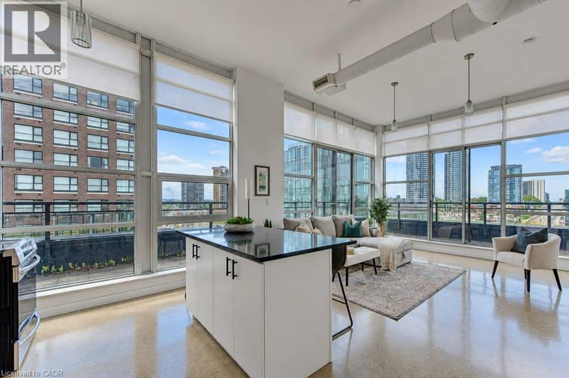 410 KING Street W Unit# 614 — photo 9 of 38