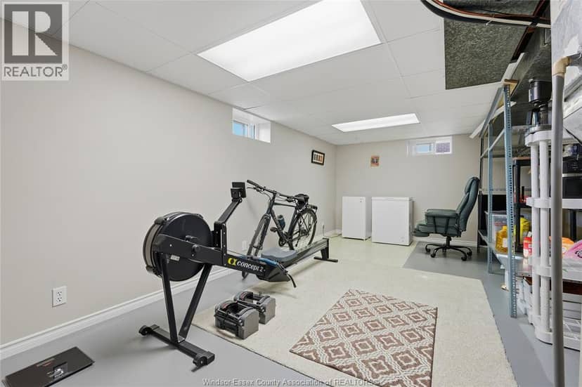 2691 Askin — photo 27 of 34
