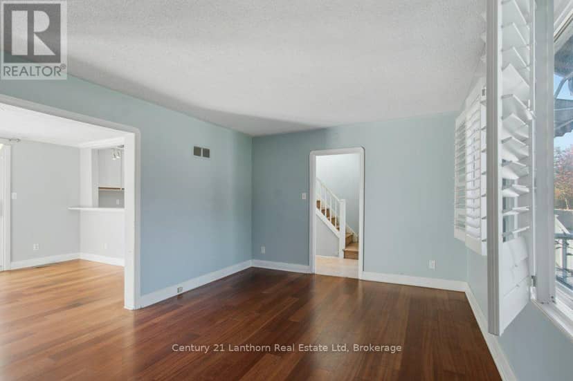 1 Clarke Boulevard — photo 10 of 34