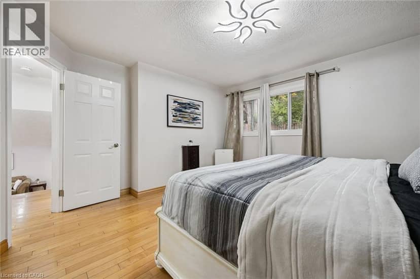 326 MANCHESTER Road — photo 15 of 32