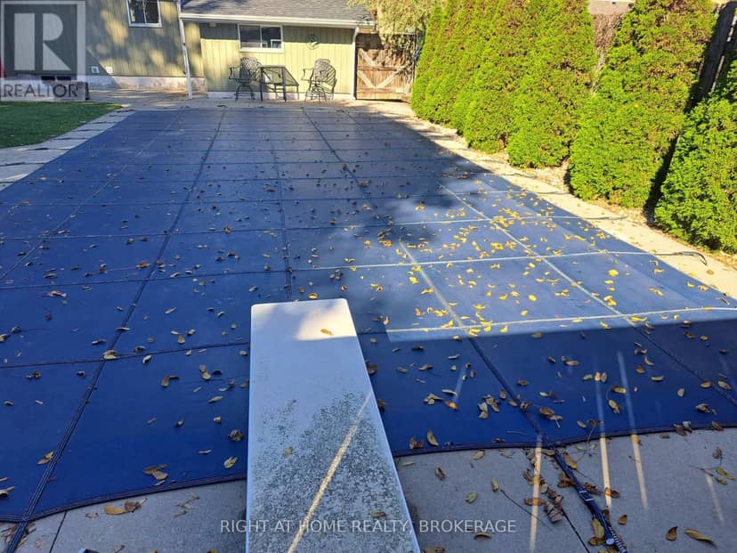 711 John Street — photo 32 of 34
