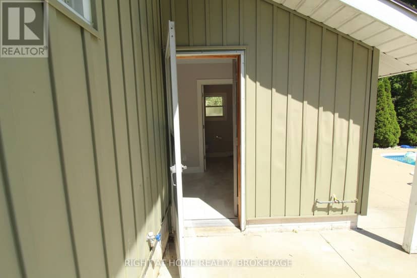 711 John Street — photo 34 of 34