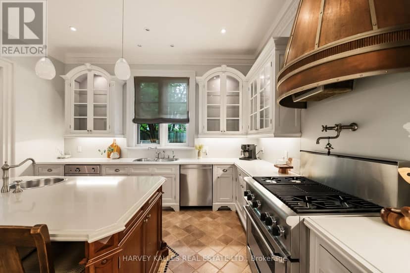 250 Forest Hill Road — photo 13 of 37