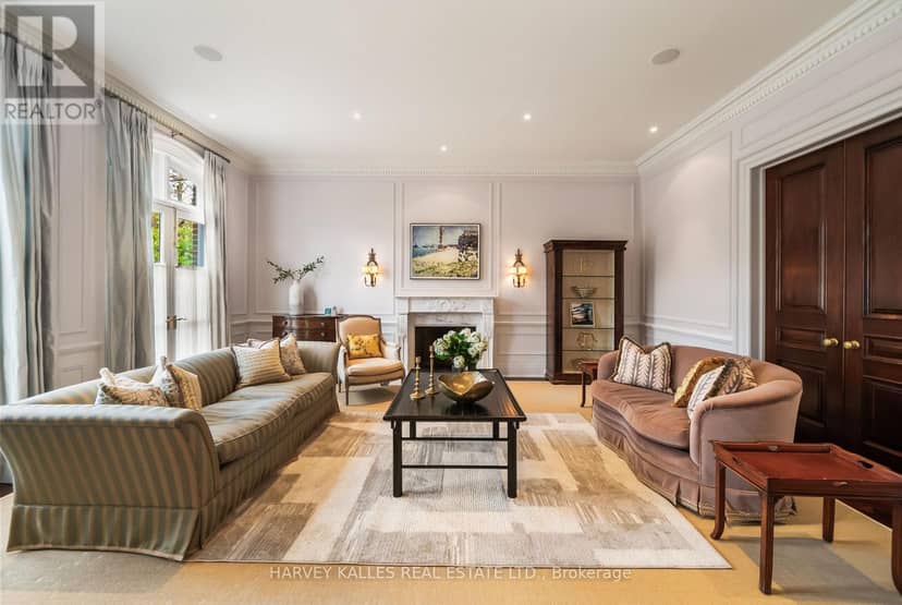 250 Forest Hill Road, Toronto, photo 4