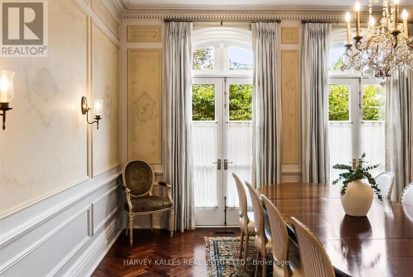 250 Forest Hill Road, Toronto, photo 8