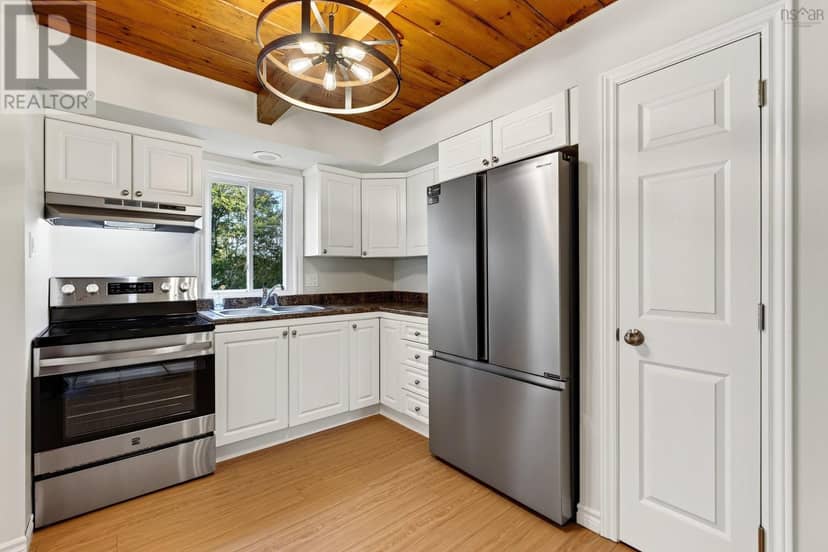 61 Merrimac Drive, — photo 14 of 40