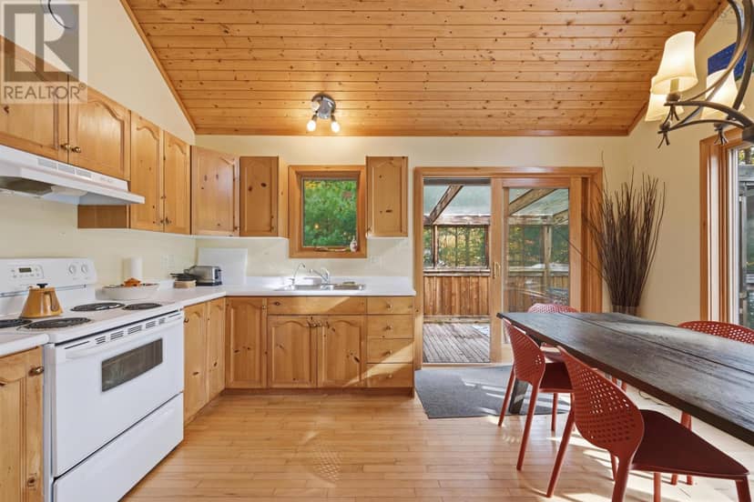 142 Canyon Point Road — photo 12 of 40