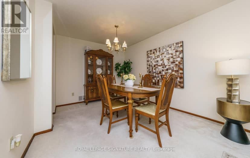 57 Darnborough Way, Toronto, photo 6