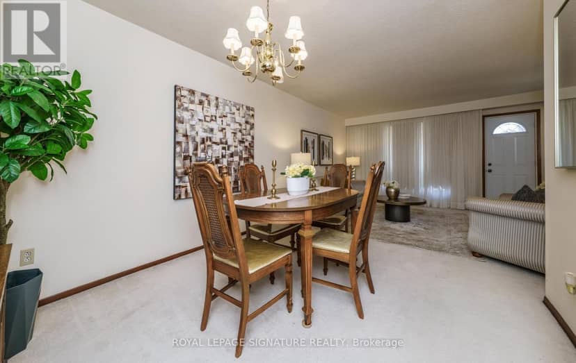 57 Darnborough Way, Toronto, photo 7