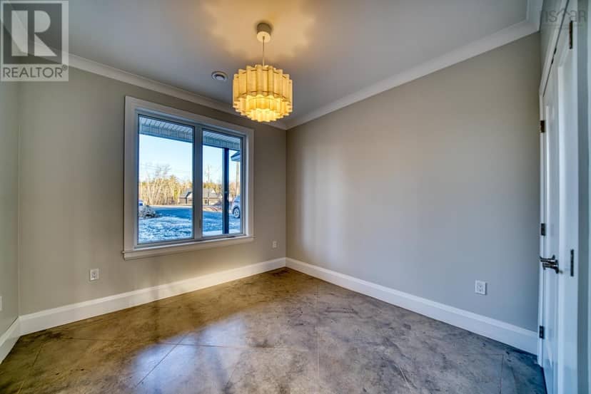 17 Soleil Crescent — photo 28 of 40