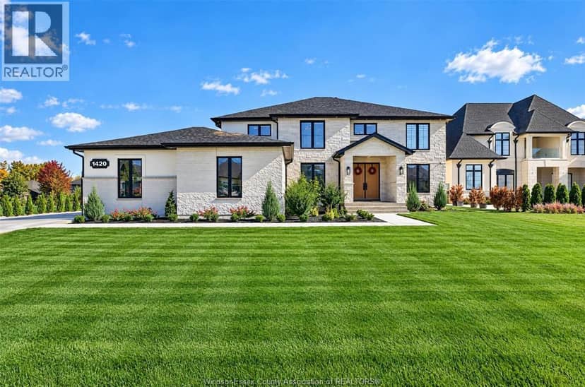 1420 Mullins Drive, Lakeshore