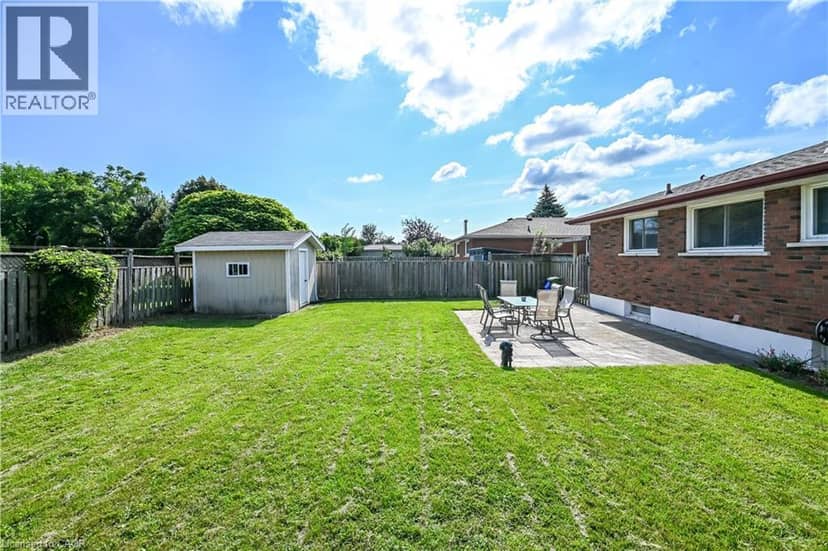 5 KENTLEY Drive — photo 39 of 40