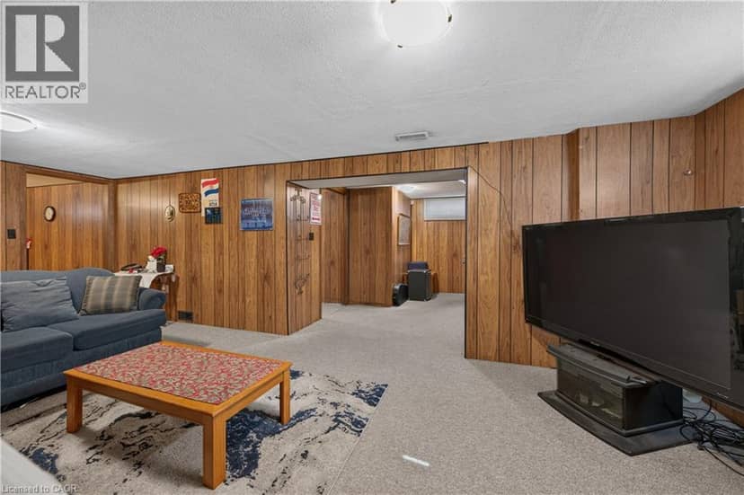 5 KENTLEY Drive — photo 30 of 40