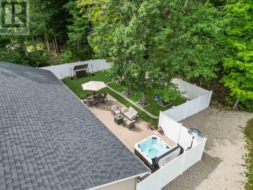 200 Winburn Avenue — photo 32 of 37