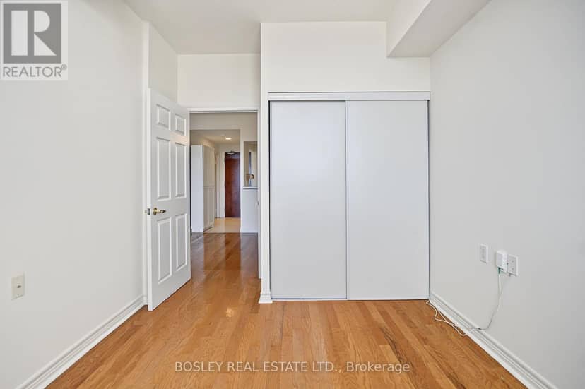 202 - 1750 Bayview Avenue — photo 13 of 33