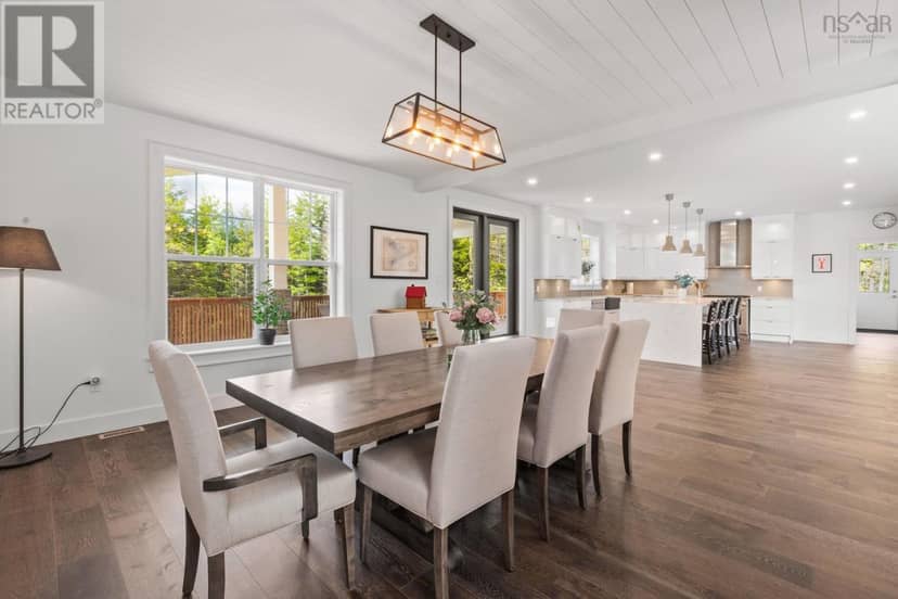 15 Poplar Way — photo 11 of 40