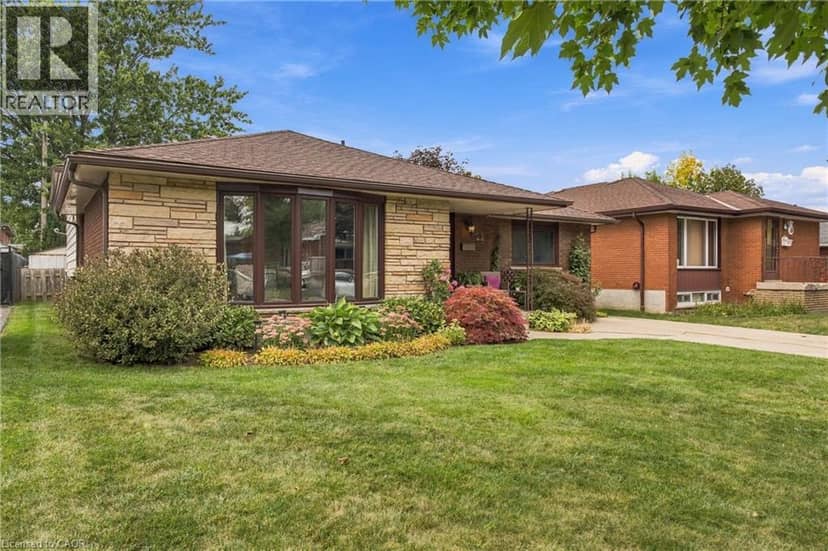 22 SYCAMORE Street, Hamilton, photo 4