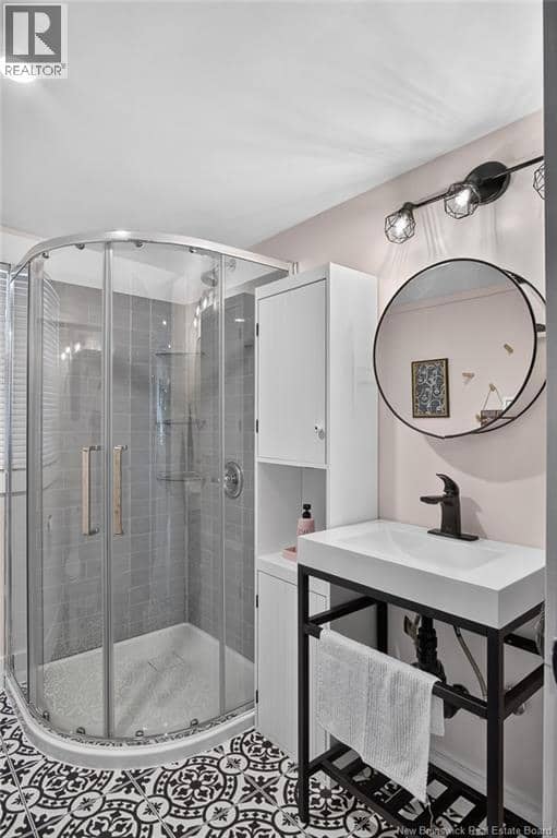 7 Warden Road — photo 15 of 25