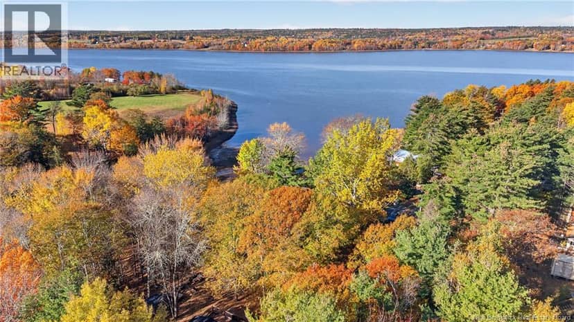 7 Warden Road, Cambridge-Narrows, photo 2