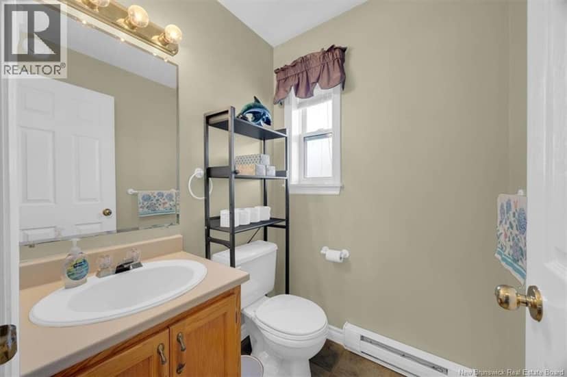 193 King St West — photo 11 of 40