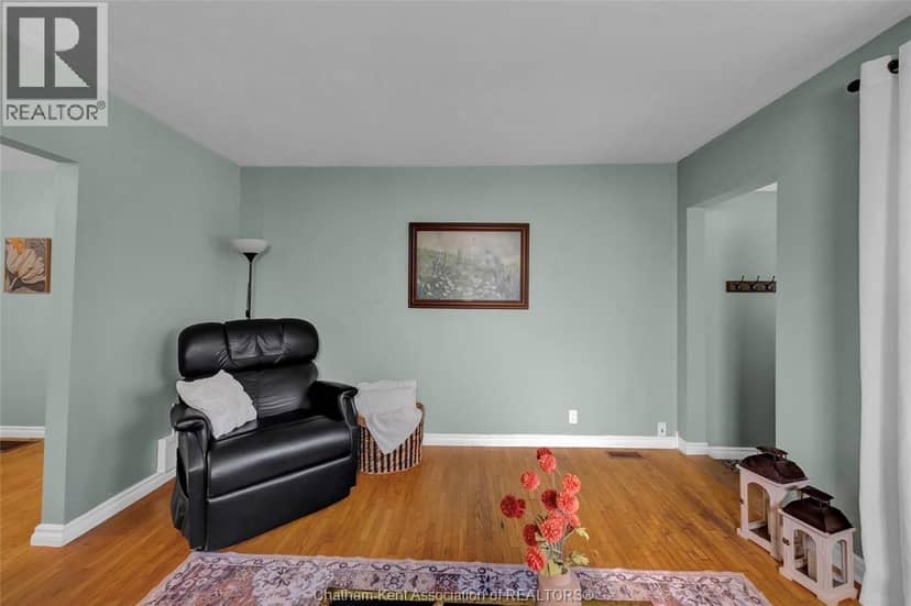 44 Drummond STREET, Blenheim, photo 7