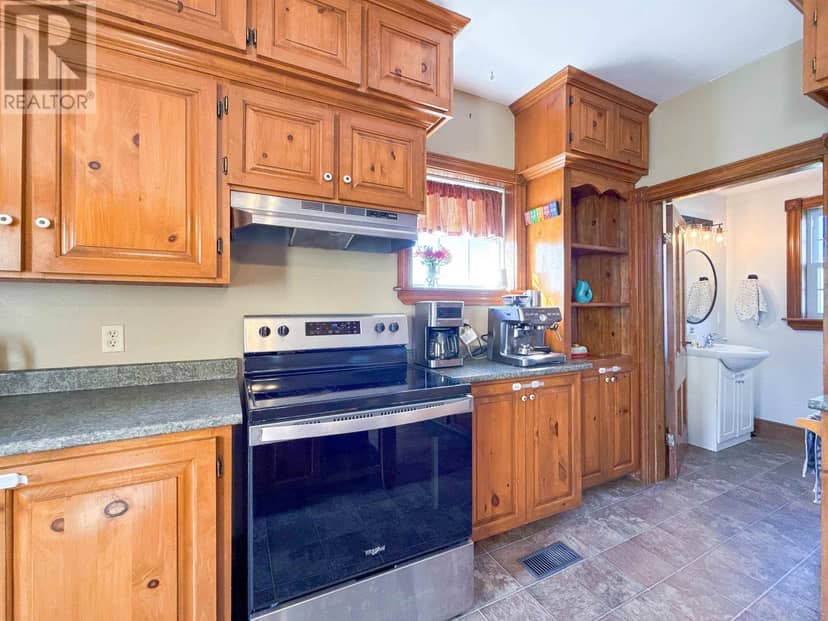 524 Donaldston Road — photo 21 of 40