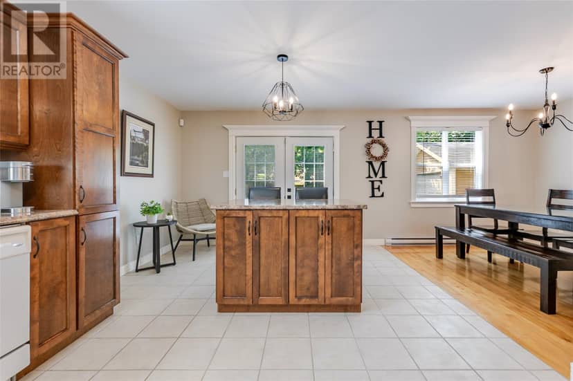 1833 Topsail Road, Paradise, photo 4