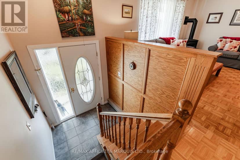 20 Head Street — photo 9 of 40