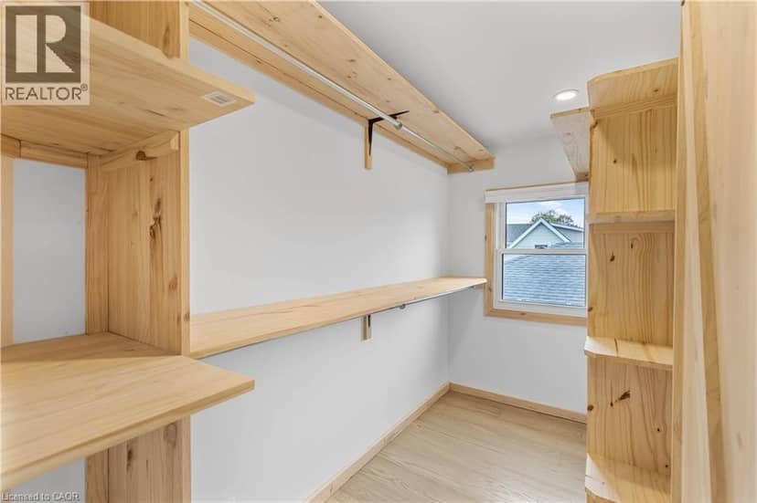76 JOHNSTON Street — photo 19 of 26