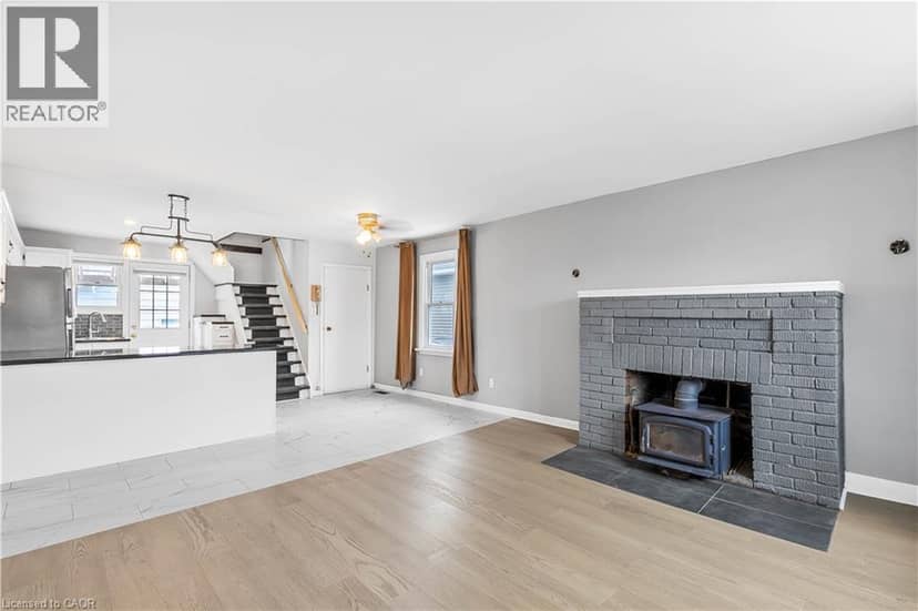 76 JOHNSTON Street, Port Colborne, photo 5