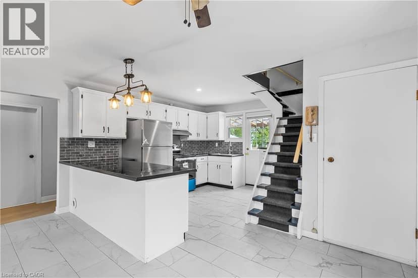 76 JOHNSTON Street, Port Colborne, photo 7