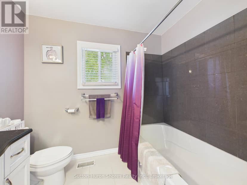 366 Goderich Street — photo 12 of 30