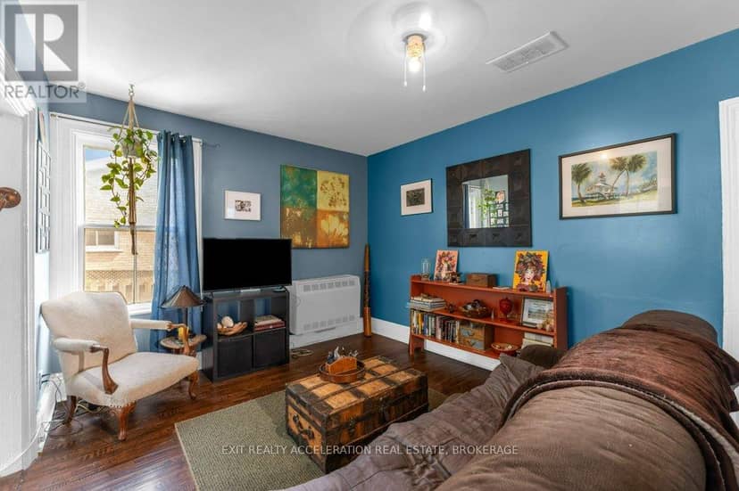 163 Green Street — photo 11 of 39