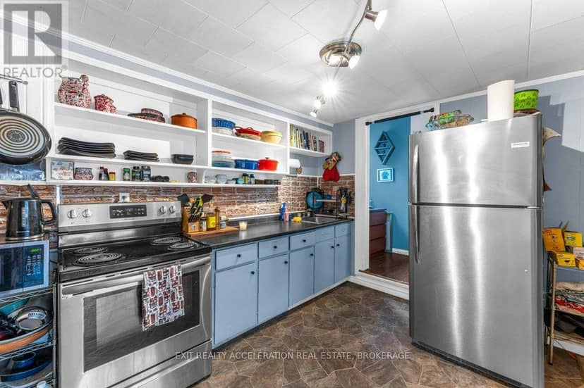 163 Green Street — photo 15 of 39
