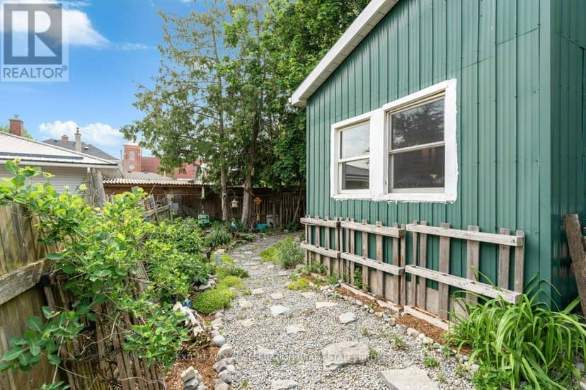 163 Green Street — photo 32 of 39