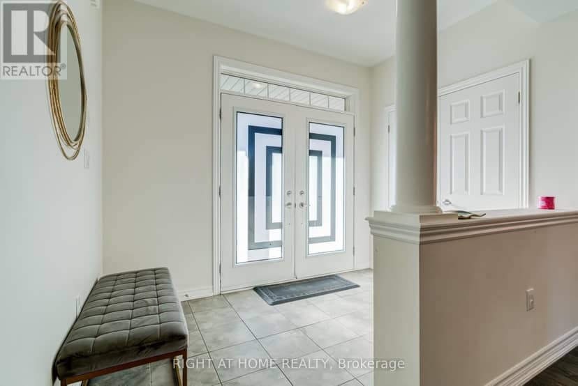 171 Crombie Street, Clarington, photo 4