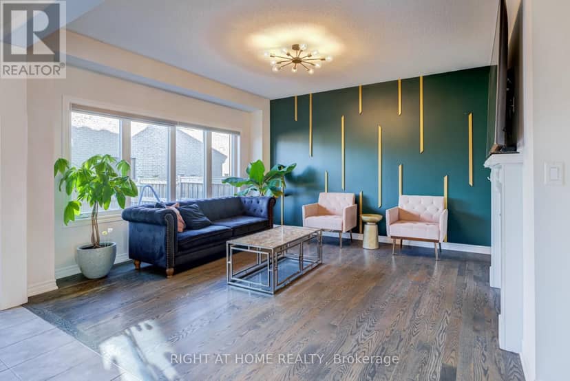 171 Crombie Street — photo 9 of 40