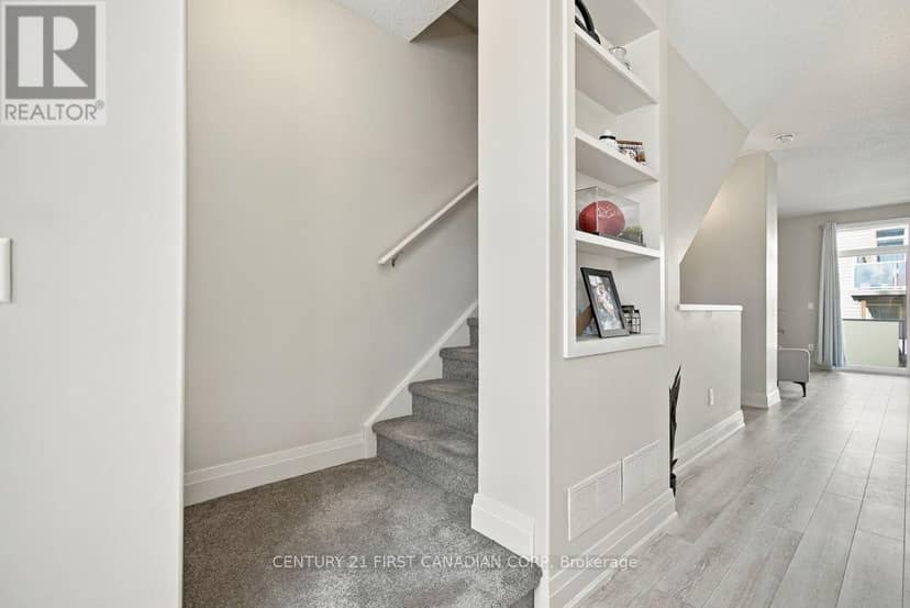 58 - 3025 Singleton Avenue — photo 19 of 38