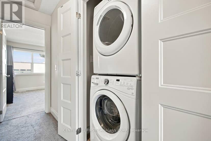 58 - 3025 Singleton Avenue — photo 29 of 38
