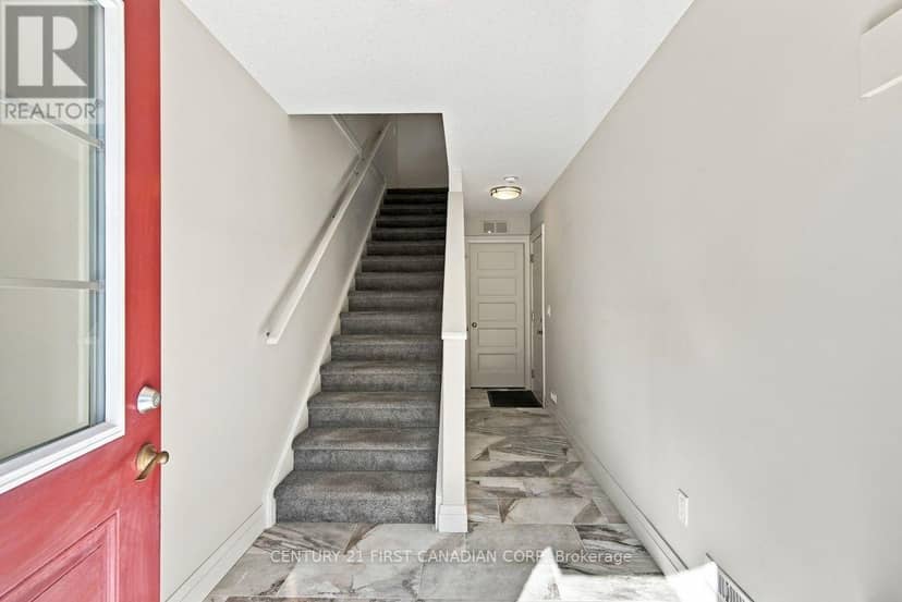 58 - 3025 Singleton Avenue, London South, photo 4