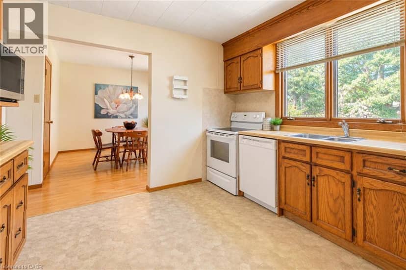 243 EDWIN Street — photo 21 of 40