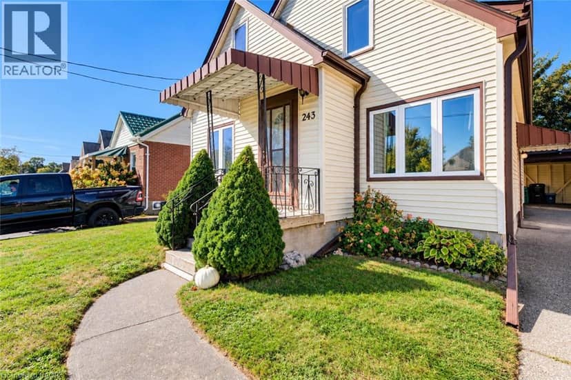 243 EDWIN Street — photo 4 of 40