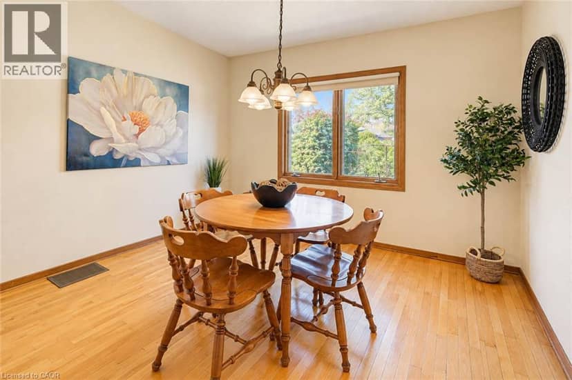 243 EDWIN Street — photo 16 of 40