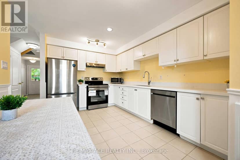 16 White's Hill Avenue — photo 12 of 28